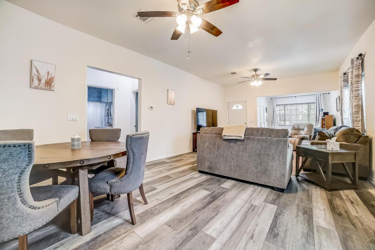 Midtown Modern Farmhouse San Antonio Buitenkant foto